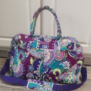 Vibrant Paisley Quilted Women's Bag
